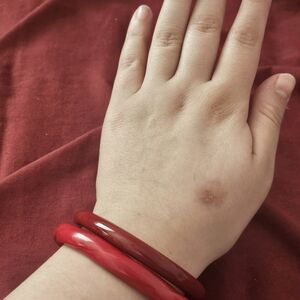 Elegant Red Bangle Set